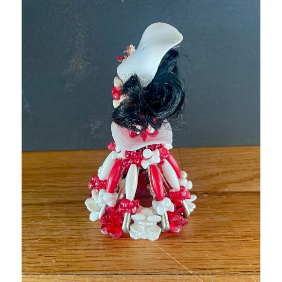 Vintage Safety Pin Doll Red White Beaded Handmade Figurine 4.5” Midcentury - Picture 4 of 7